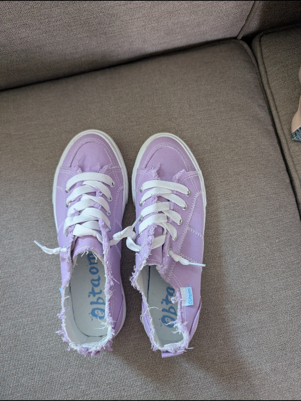 Obtaom Lilac Canvas Sneaker with WhiteTrim
